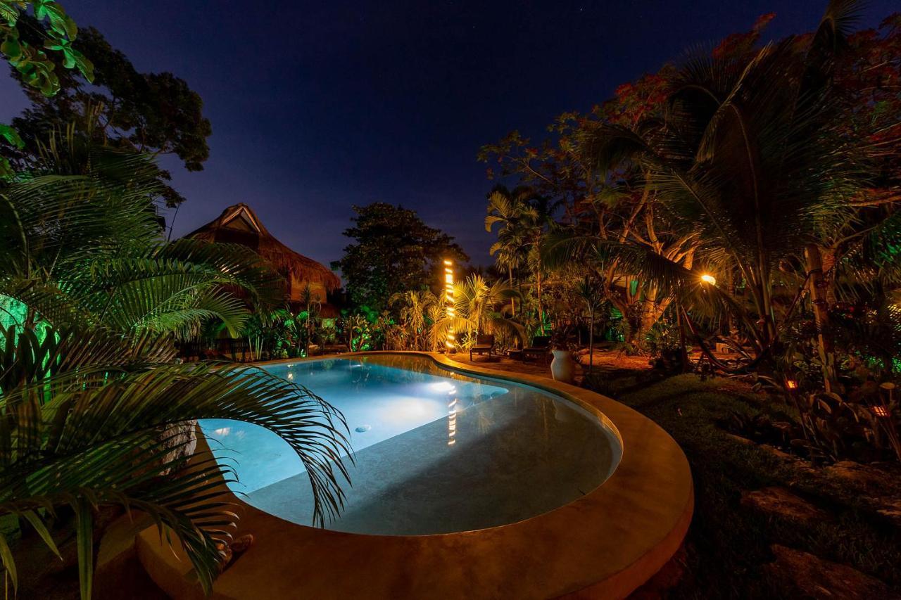 Zamunda Garden View Gasthof Tulum